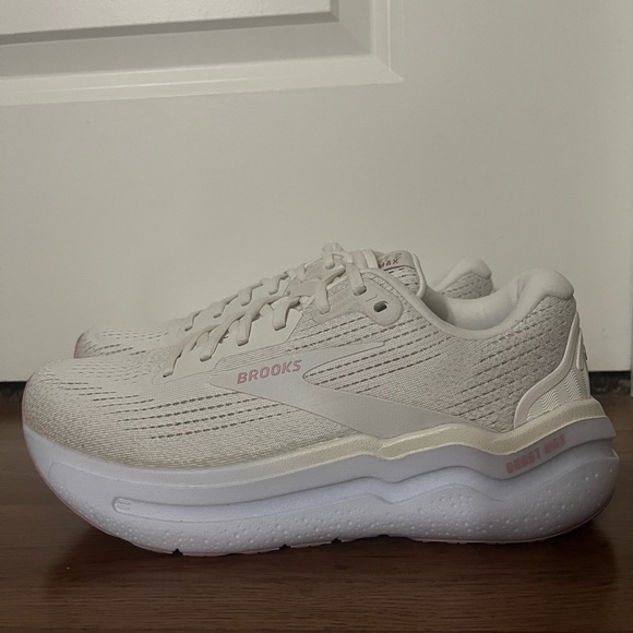 Brooks Ghost Max 2 - Picture 4 of 6